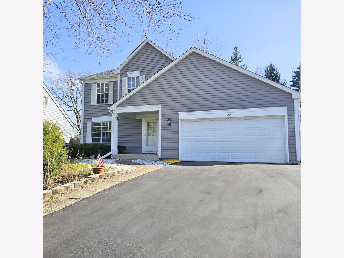 Sold Third Lake Illinois, 209 Seafarer