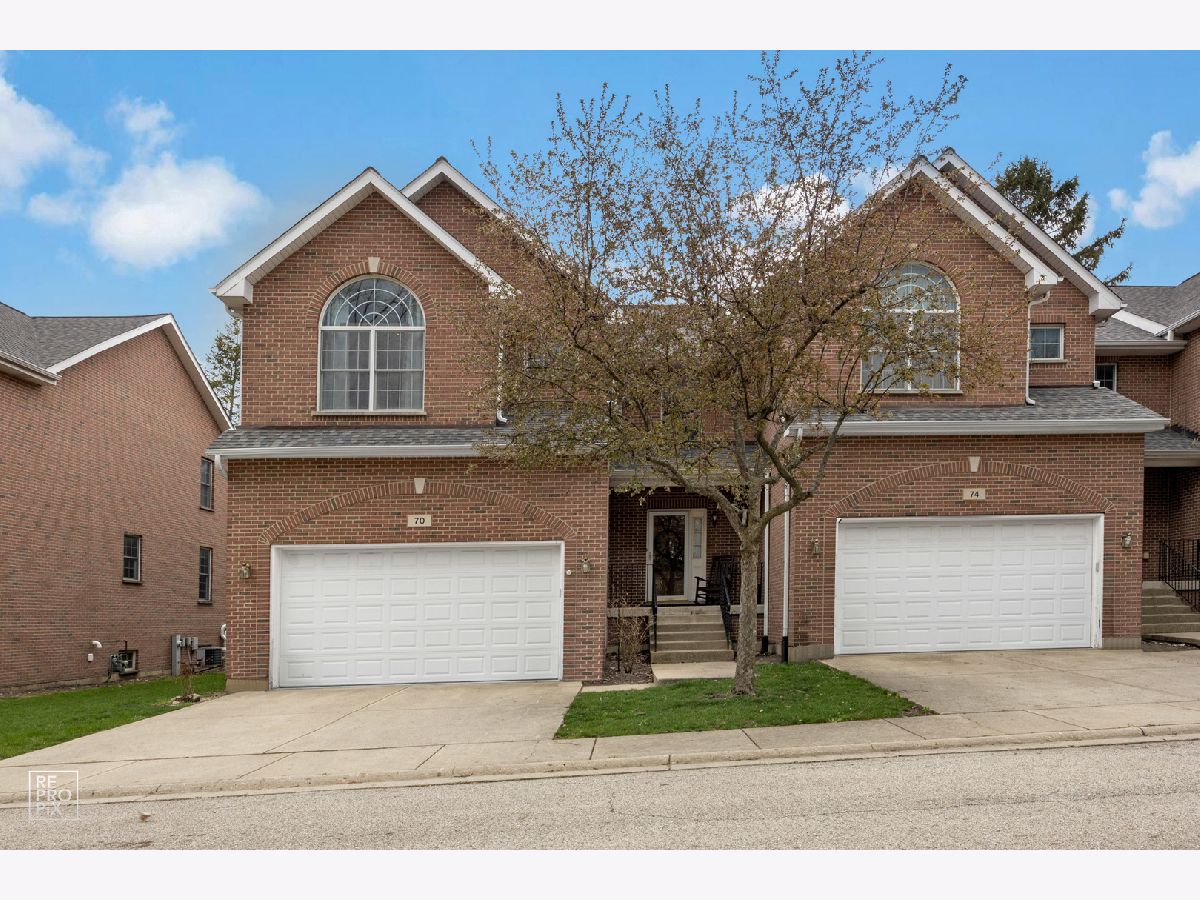 Townhomes Sold Sunshire Estates Palatine Illinois, 70 Leslie