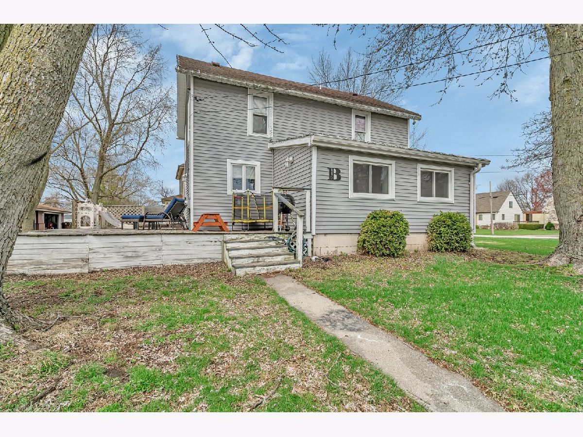  Sold Clifton Illinois, 110 3rd