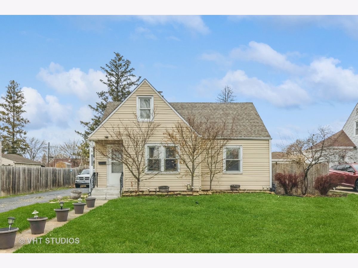  Sold Melrose Park Illinois, 10440 Dickens