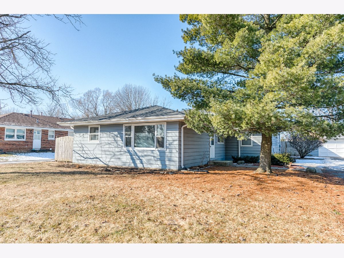  Rented Aurora Illinois, 1131 Johnston