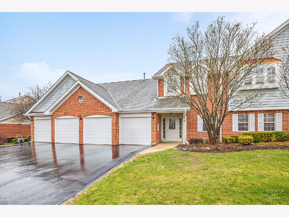 Townhomes & Condos Sold Heatherwood North Schaumburg Illinois, 2872 Heatherwood