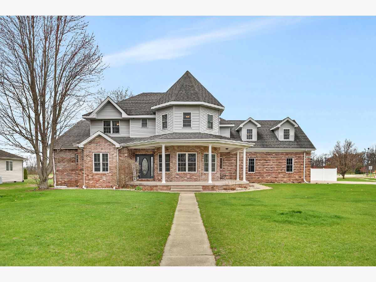  Sold Essex Illinois, 290 Highpoint