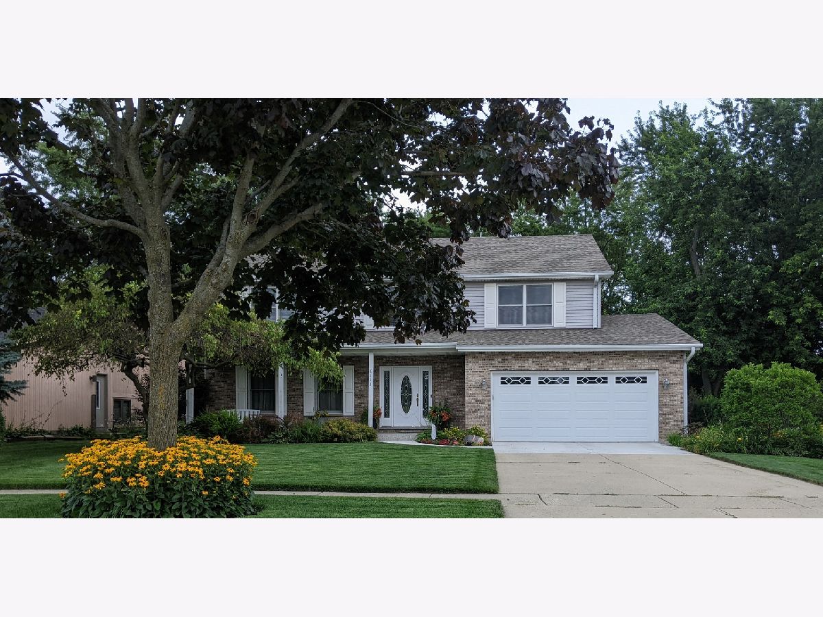 Homes Sold Mallard Ridge Lindenhurst Illinois, 113 Robincrest