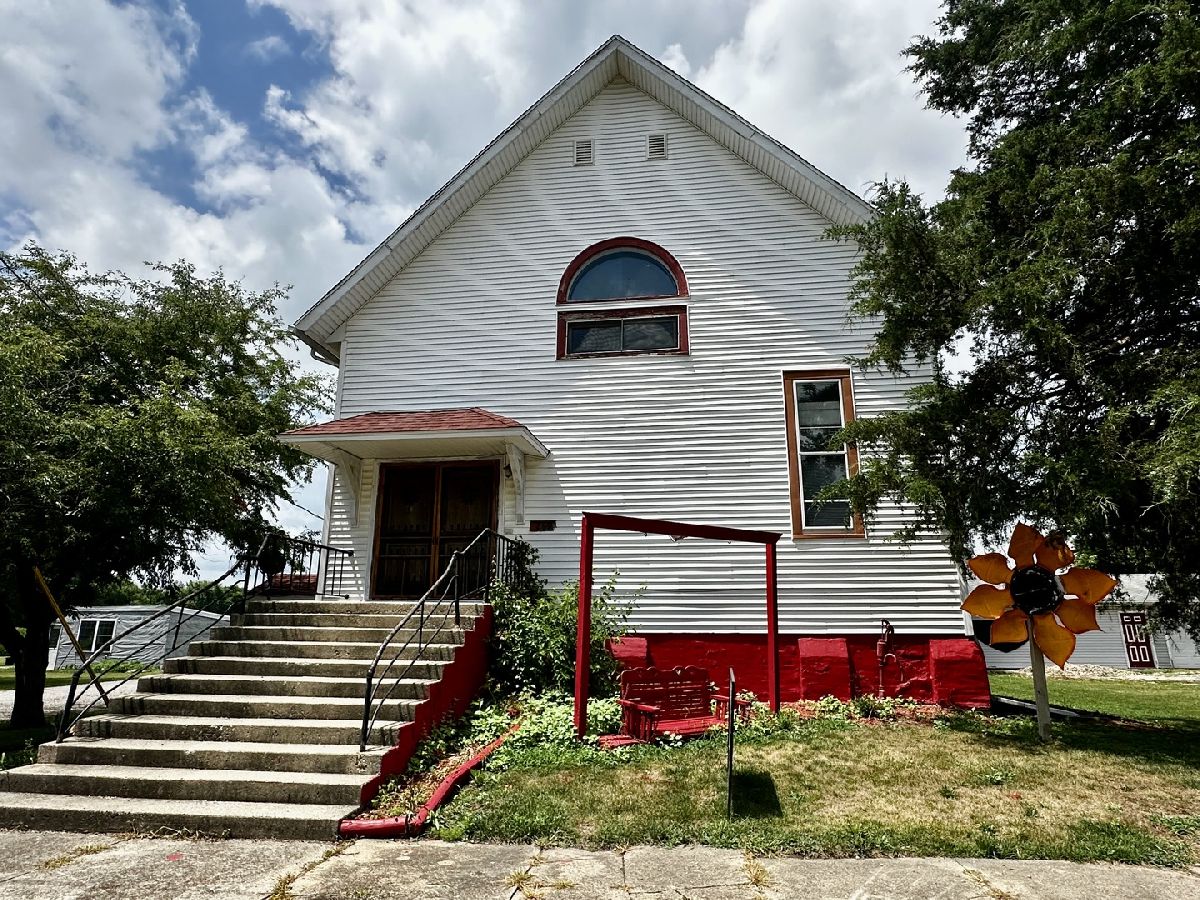  For Sale Dewitt Illinois, 269 Chicago Street