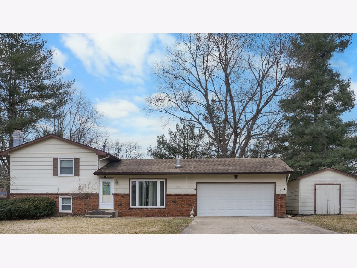  Sold Downs Illinois, 8054 Pine