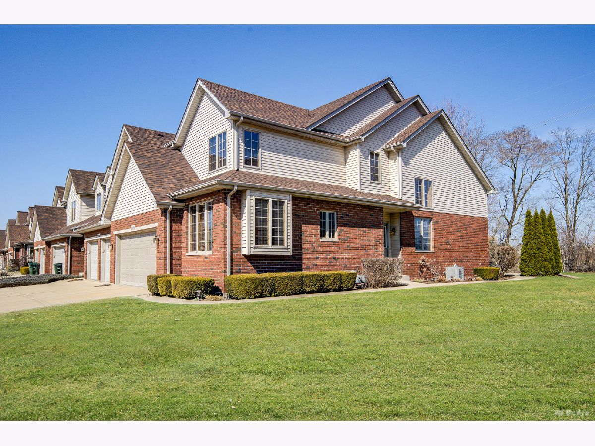 Homes & Townhomes Sold Highlands Channahon Illinois, 26618 Old Kerry