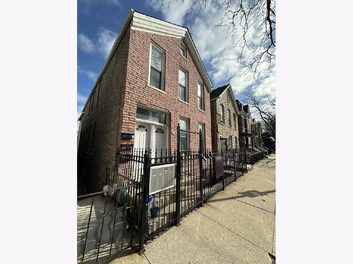 Condos & Townhomes & Homes Sold Pilsen Chicago Illinois, 2050 Cullerton