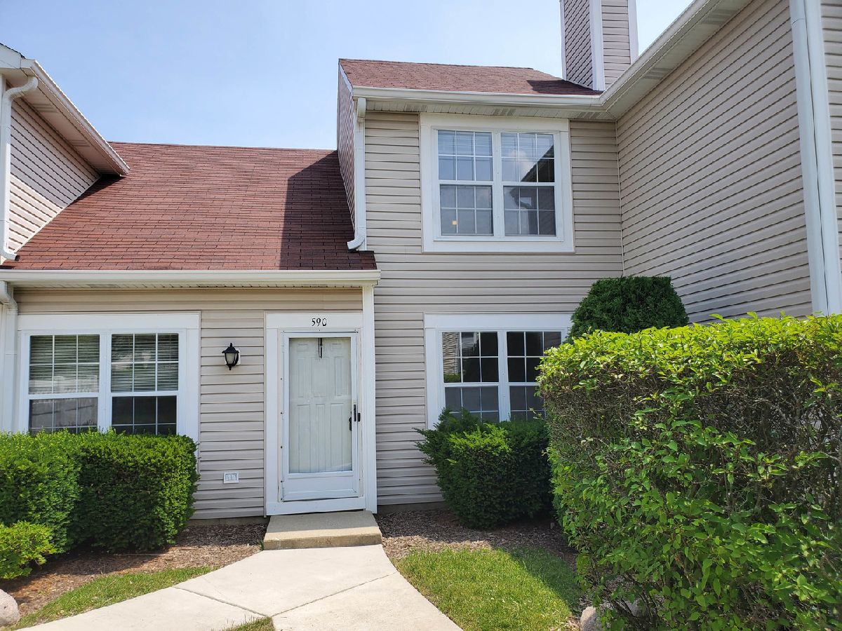 Townhomes & Condos Rented Le Parc Buffalo Grove Illinois, 590 Leparc
