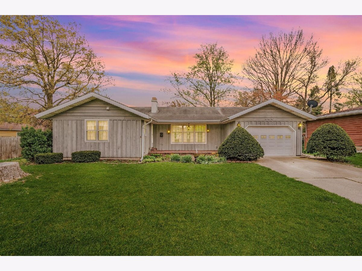  Sold Bement Illinois, 249 Morris