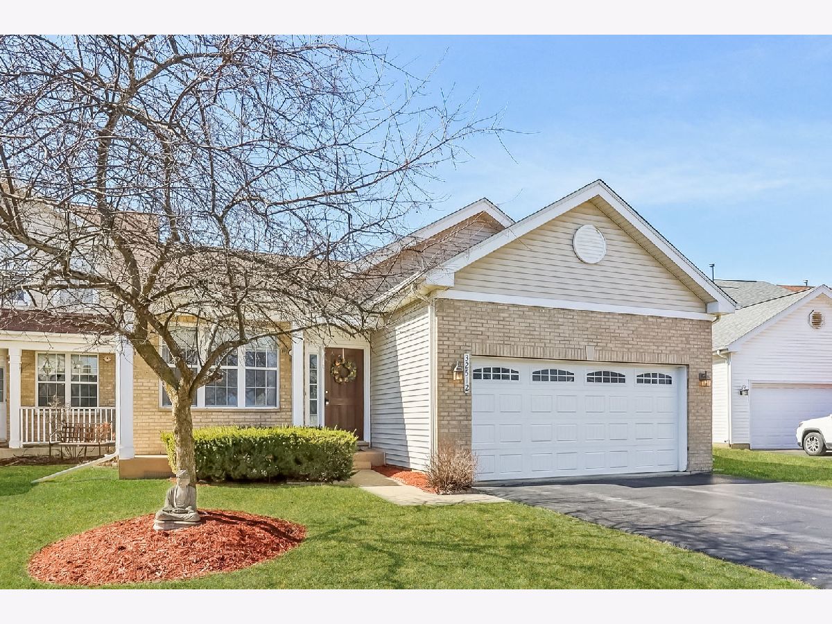 Homes & Townhomes & Condos Sold Lakemoor Farms Lakemoor Illinois, 32512 Millstone