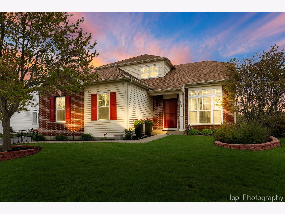 Homes Sold Ponds Of Bull Valley Woodstock Illinois, 2162 Greenview