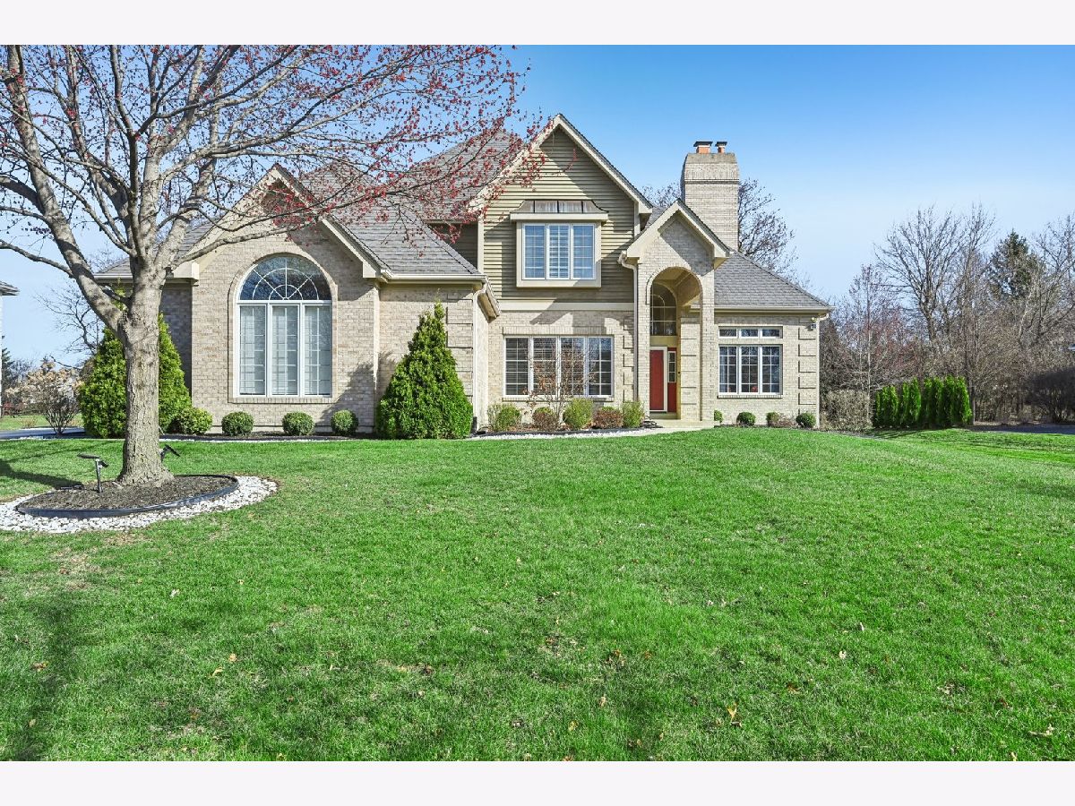 Homes Sold Hudson Hills Bartlett Illinois, 1054 Hudson