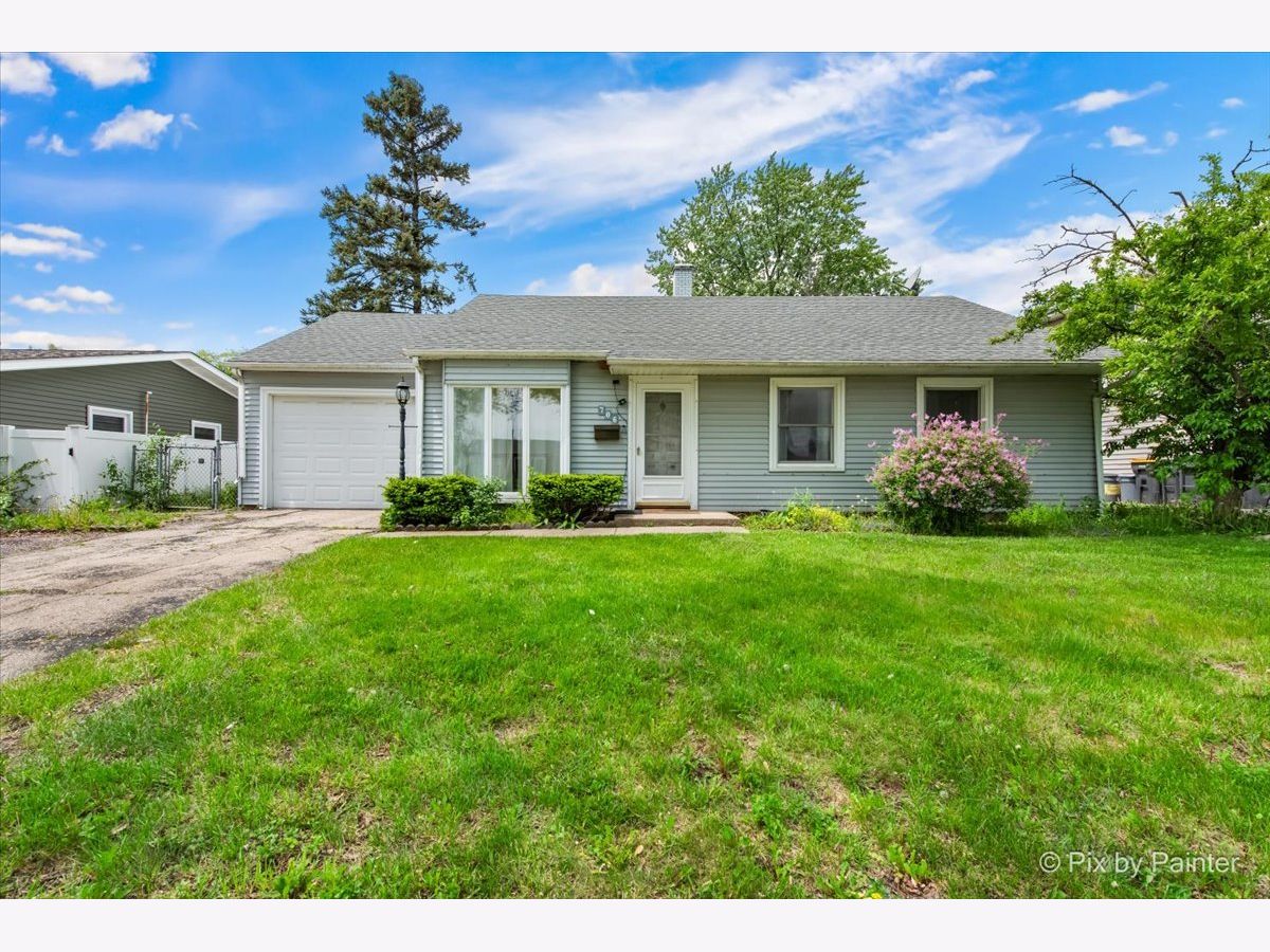 Homes & Townhomes Sold Woodland Heights Streamwood Illinois, 706 Parkside