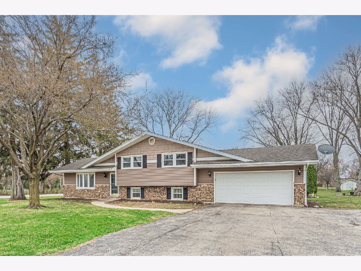 Homes Rented Andermann Acres Naperville Illinois, 24411 103rd