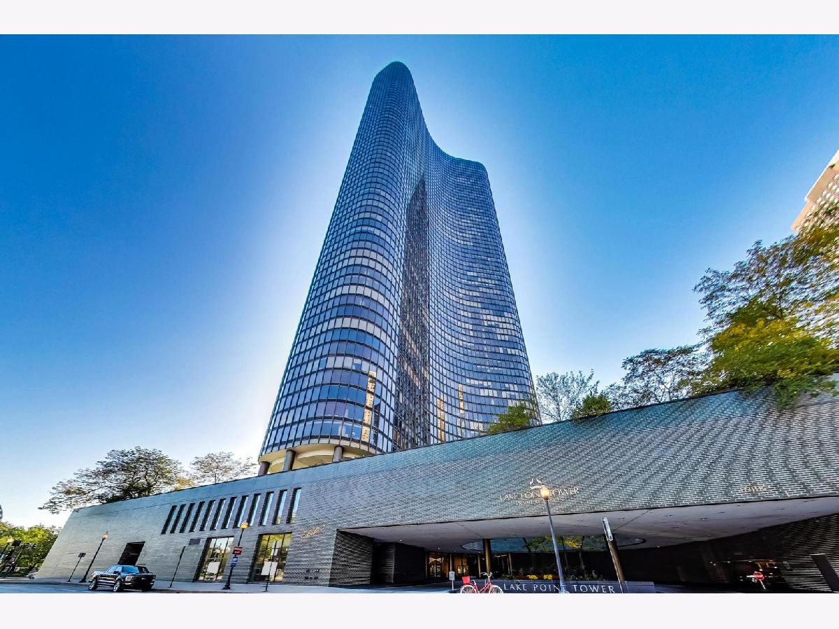 Condominiums Rented Lake Point Tower Chicago Illinois, 505 Lake Shore