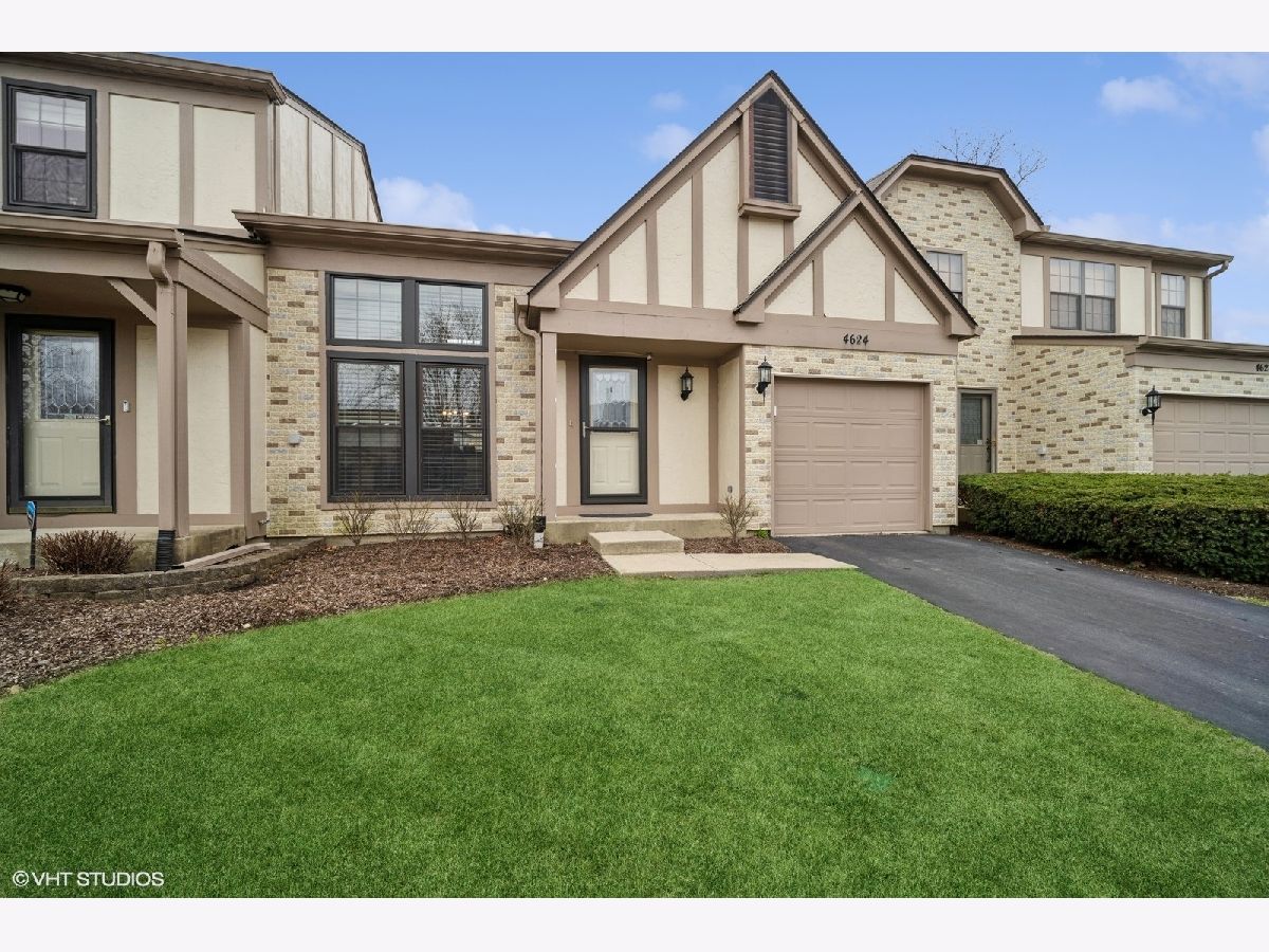 Townhomes Sold Castleford Hoffman Estates Illinois, 4624 Mumford