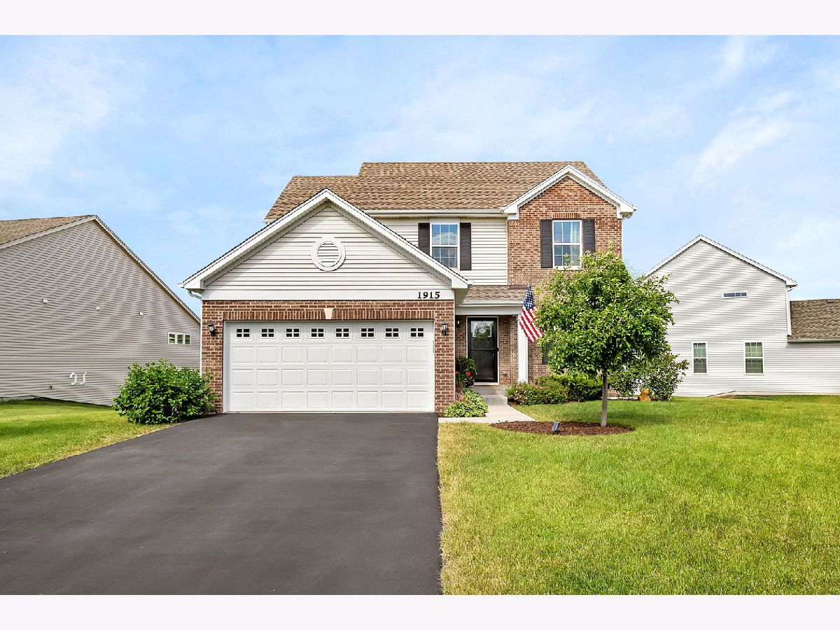 Homes & Townhomes Sold Windsor Ridge Joliet Illinois, 1915 Foxborough