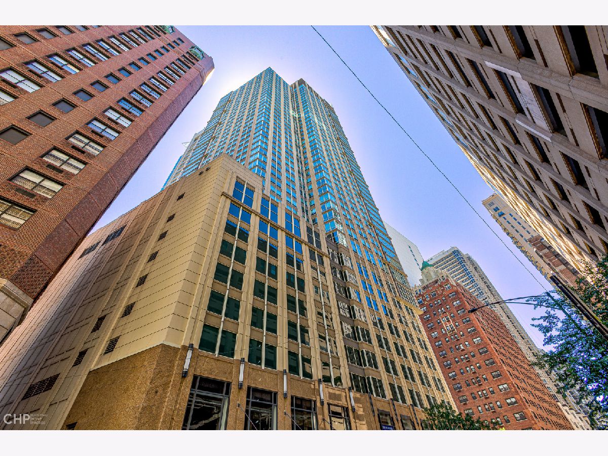 Condominiums Rented The Bristol Chicago Illinois, 57 Delaware