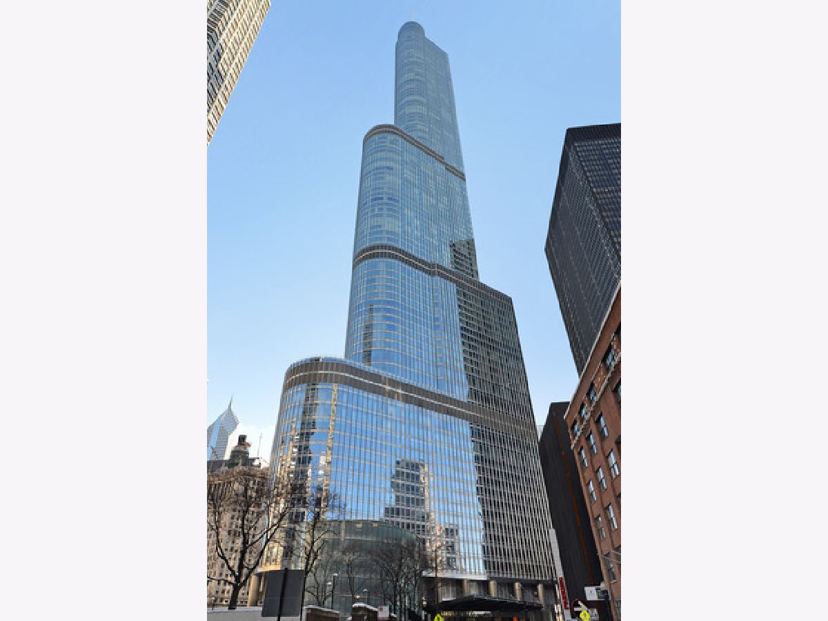 Condominiums Rented Trump Tower Chicago Chicago Illinois