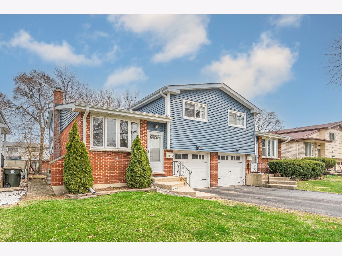 Condos & Townhomes Rented Sugarbrook Arlington Heights Illinois, 1723 Windsor