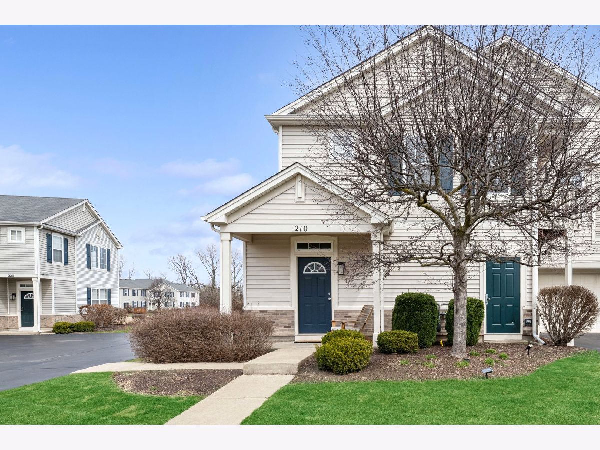 Townhomes & Condos Sold The Glen At Lakemoor Farms Lakemoor Illinois, 210 Bakers