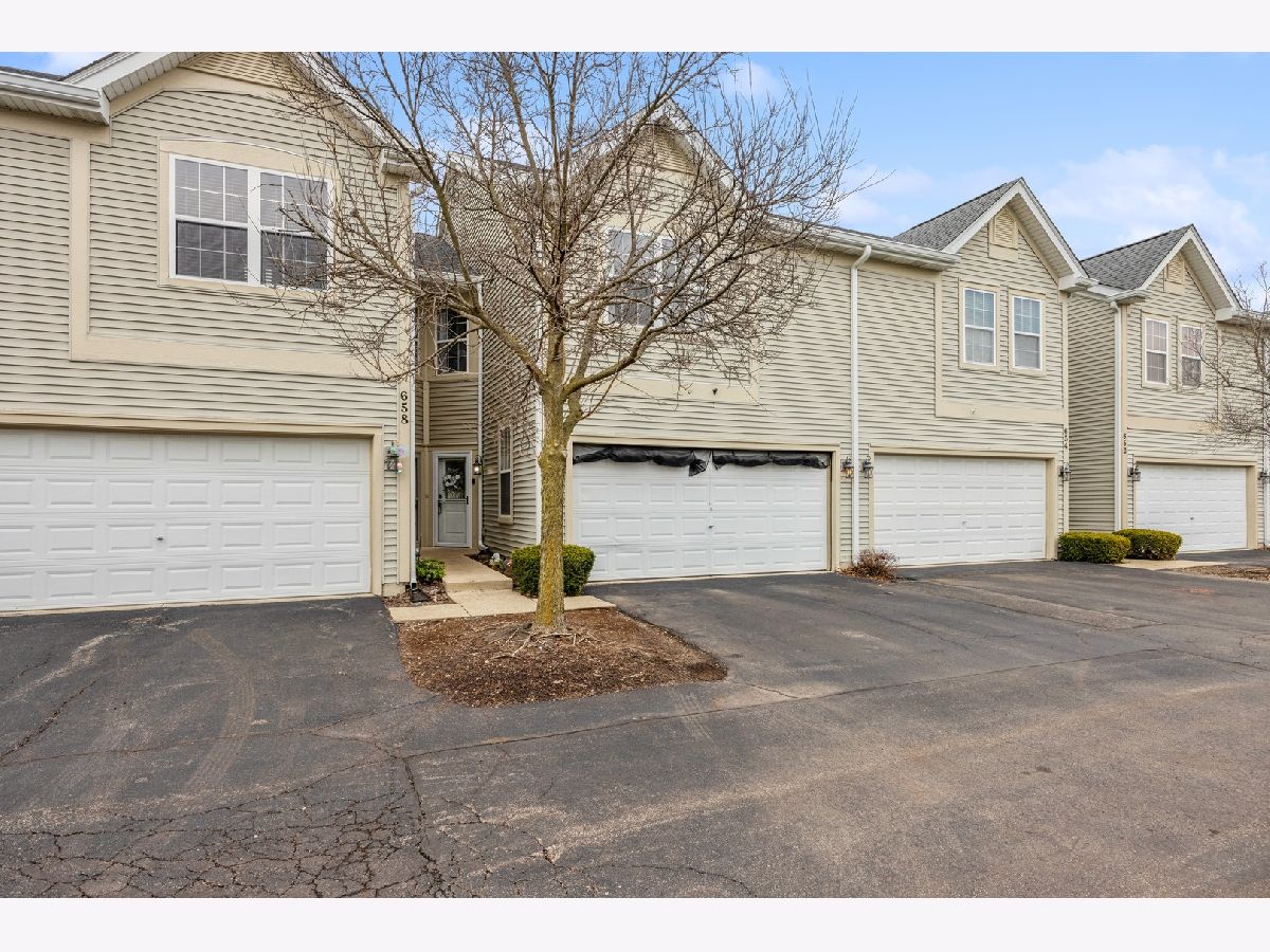 Homes & Townhomes & Condos Sold Lakemoor Farms Lakemoor Illinois, 656 Morris