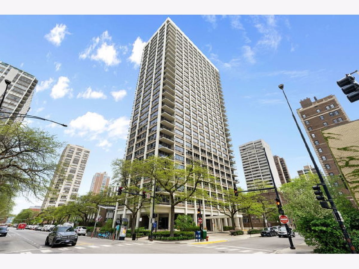 Condominiums Sold Lowell House Chicago Illinois, 88 Schiller