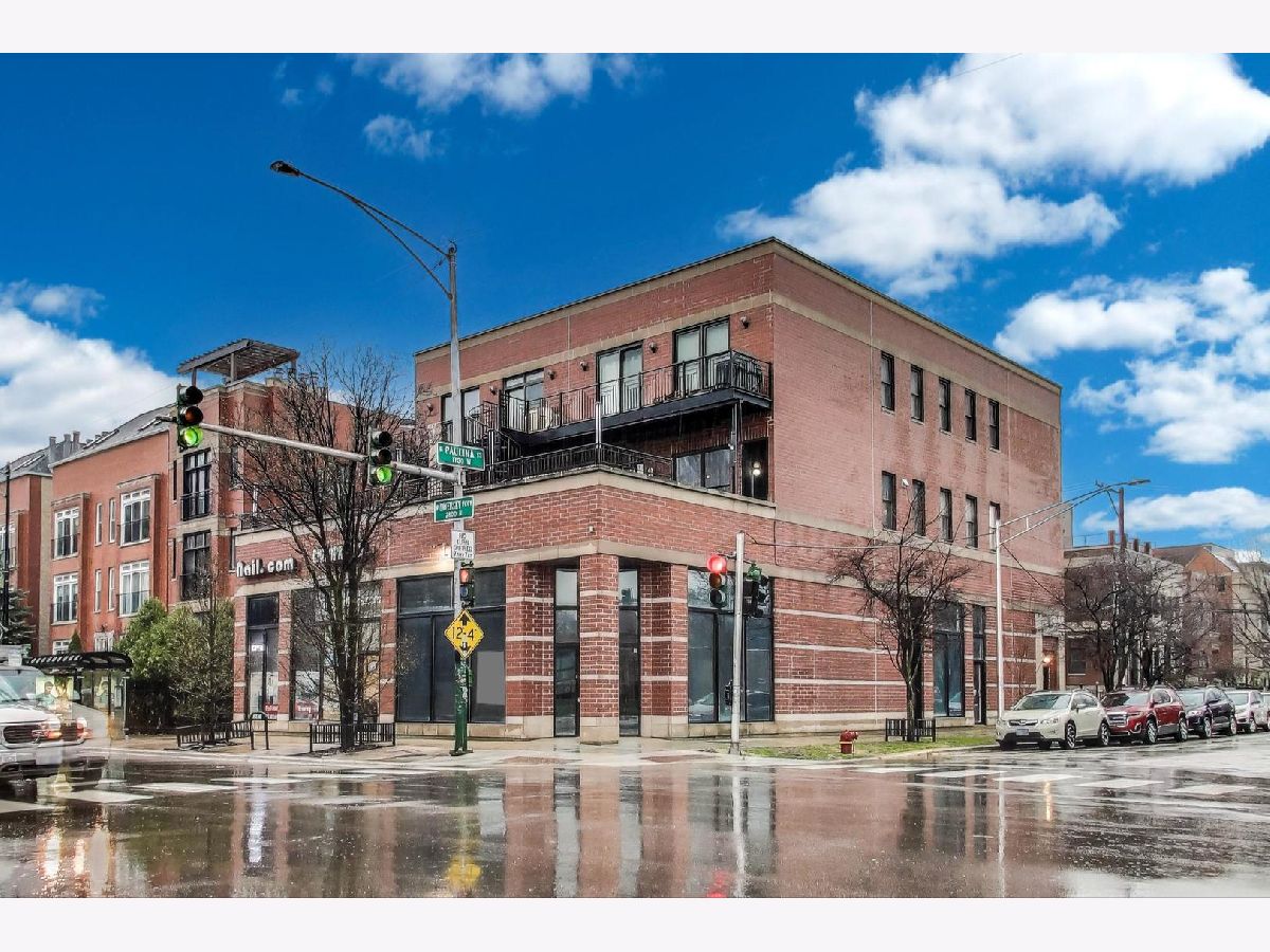 Condominiums & Homes Sold Paulina Park Condominiums Chicago Illinois, 2810 Paulina