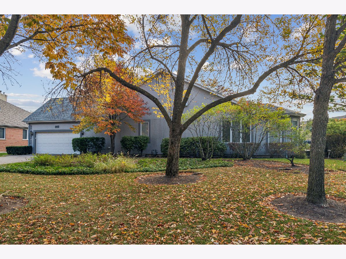 Condominiums & Homes Sold Legacy Club Highland Park Illinois, 2451 Augusta
