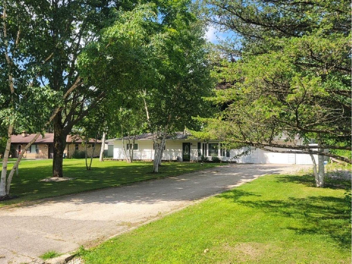 Homes Sold Almora Heights Elgin Illinois, 12N030 Hilltop