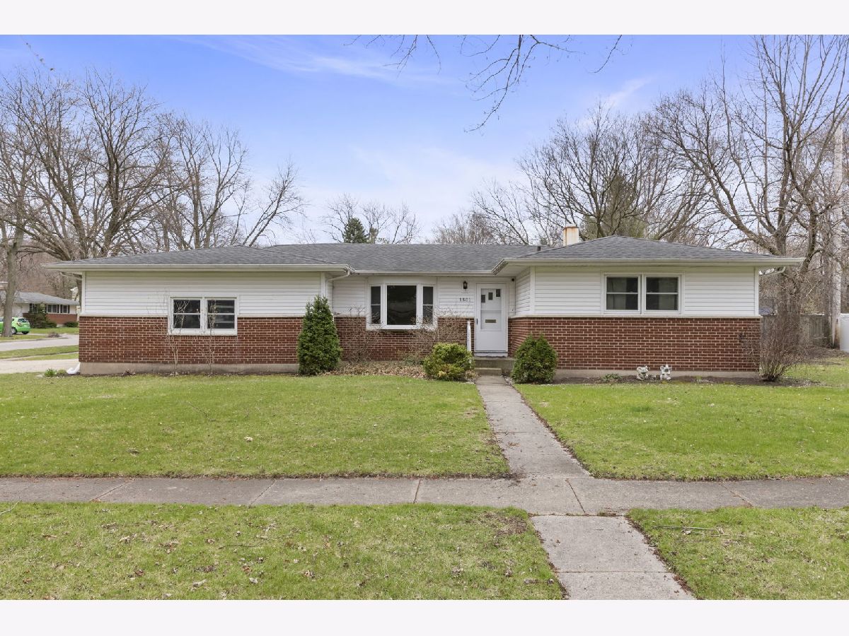 Homes Sold Fairview Plaza St Charles Illinois, 1501 Evergreen
