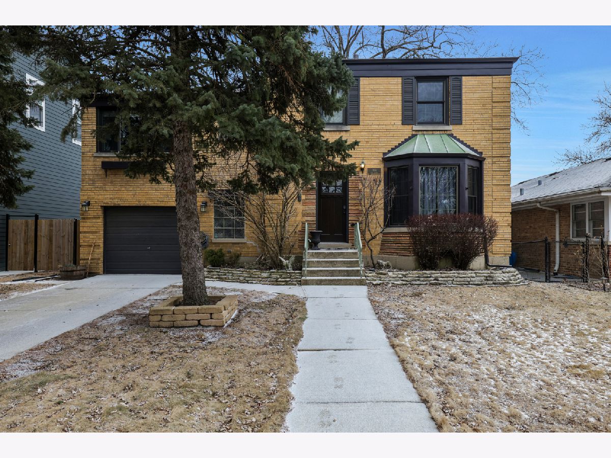 Rented Chicago Illinois, 1850 Neva