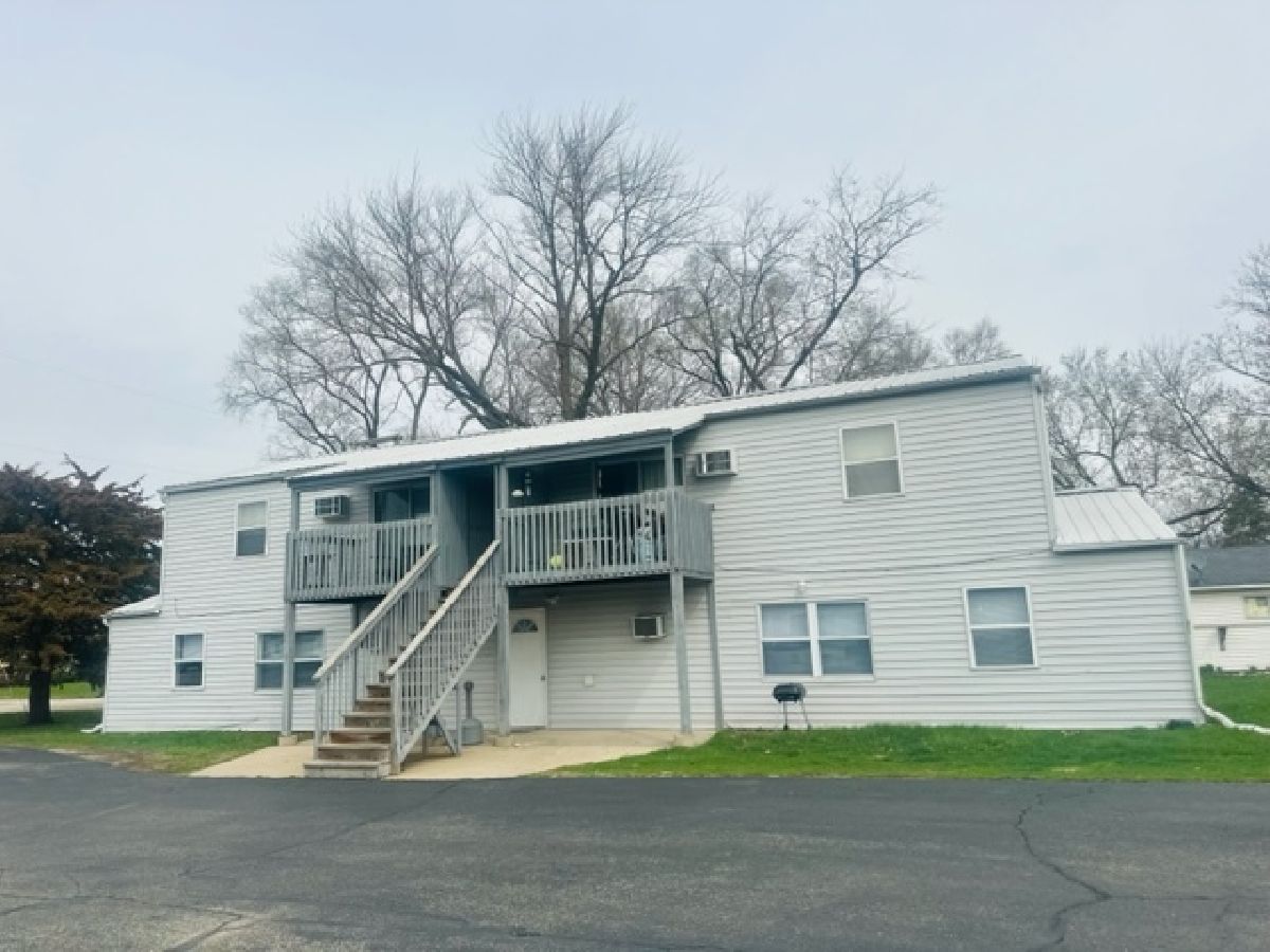  Rented Coal City Illinois, 345 Shabbona