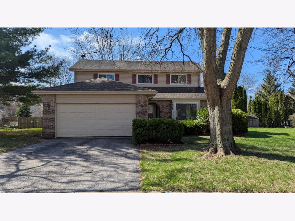 Homes Sold Briarwood Aurora Illinois, 1323 Middlebury