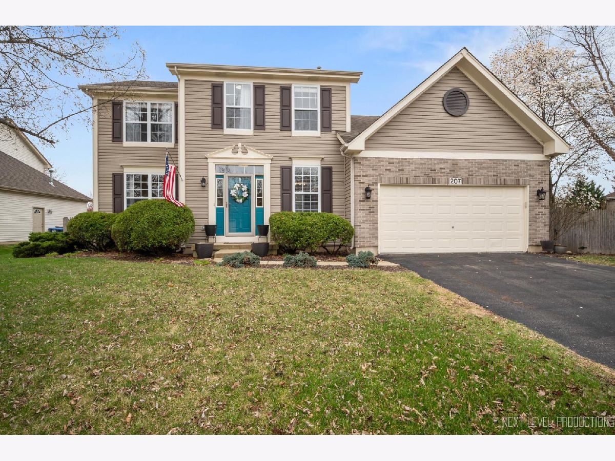 Townhomes & Condos & Homes Sold Windsor Pointe Sugar Grove Illinois, 207 Park