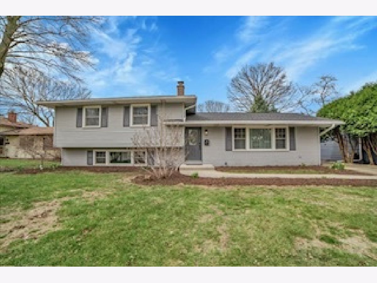 Homes Sold West Highlands Naperville Illinois, 871 Lilac