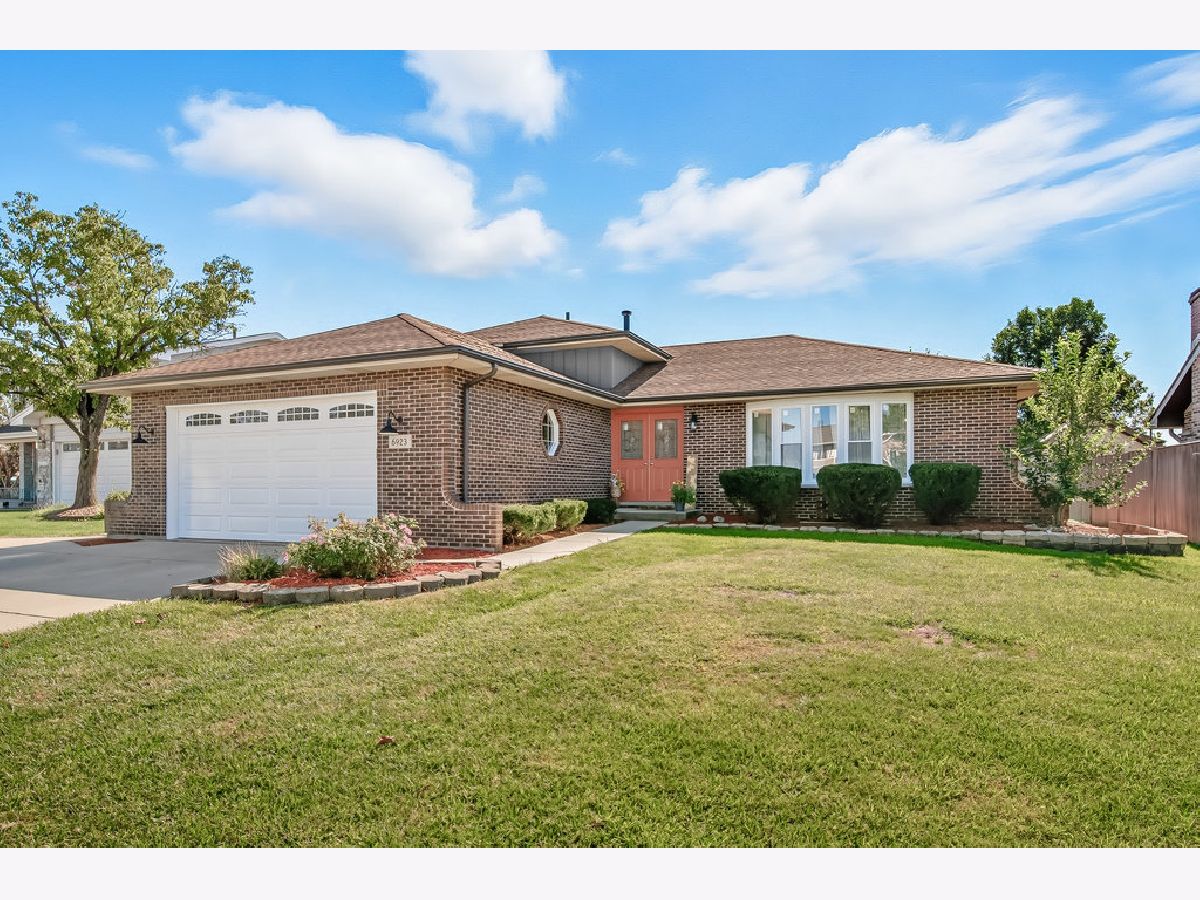  For Sale Oak Forest Illinois, 6923 154th Place
