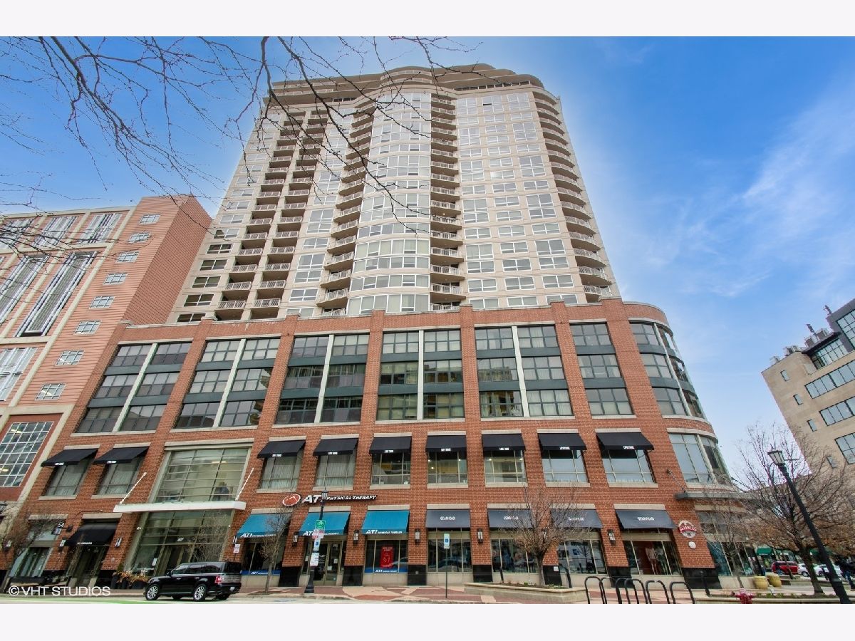 Condominiums Rented Sherman Plaza Evanston Illinois, 807 Davis