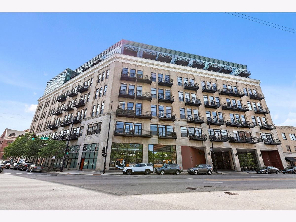 Condominiums Rented Paramount Lofts Chicago Illinois, 1645 Ogden