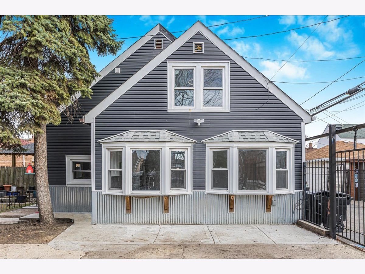  Rented Chicago Illinois, 5257 Rockwell