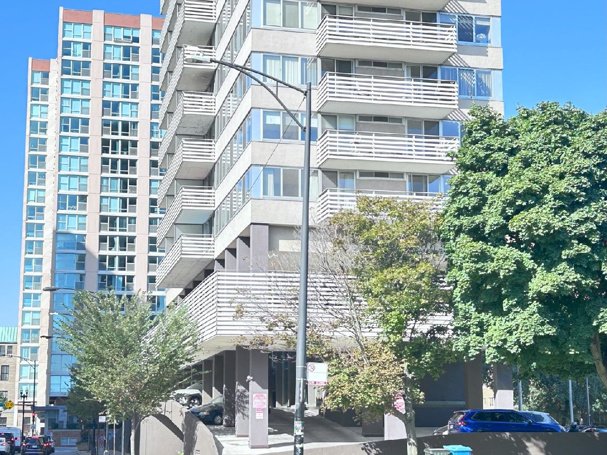 Condominiums & Homes Sold Edgewater Beach Chicago Illinois, 5601 Sheridan