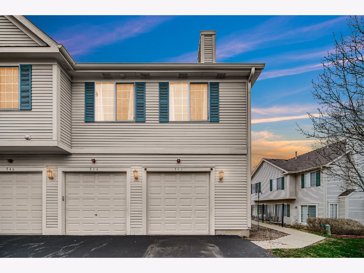 Townhomes & Condos Sold Fox Ridge Fox Lake Illinois, 542 Foxridge