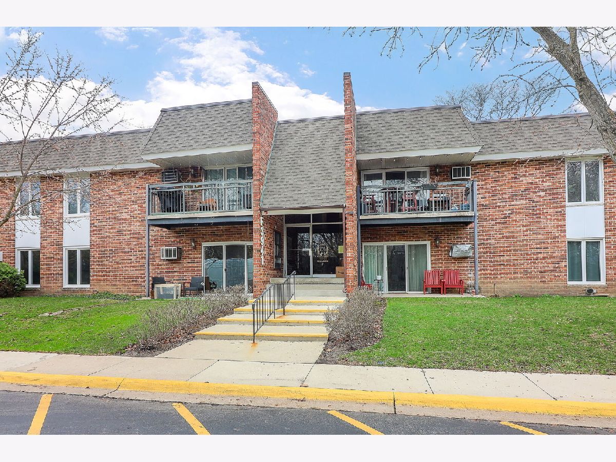 Condominiums Sold Westbrook West Downers Grove Illinois, 3941 Saratoga