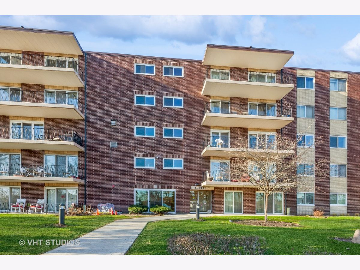 Condominiums Sold Cameo West Downers Grove Illinois, 5300 Walnut