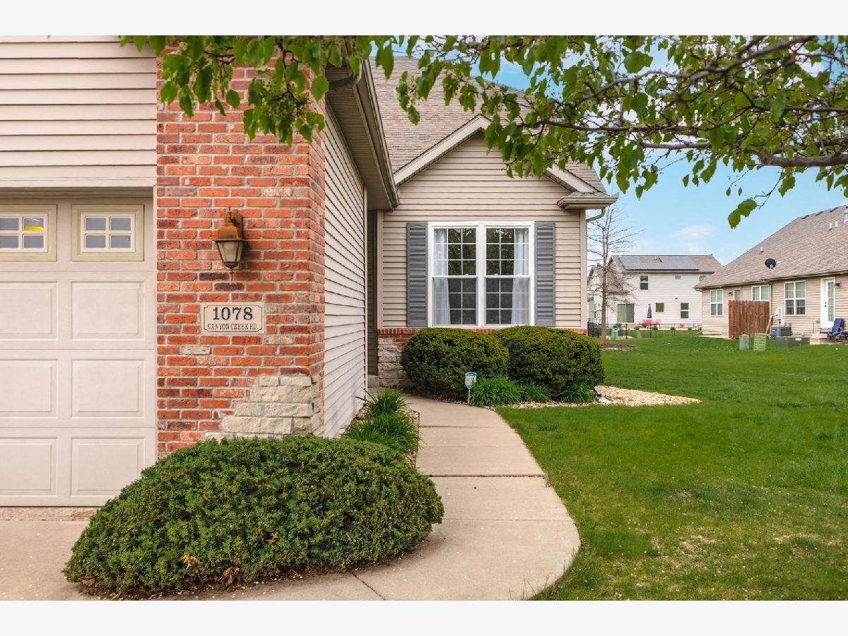 Homes & Condos & Townhomes Sold Vineyards Normal Illinois, 1078 Canyon Creek