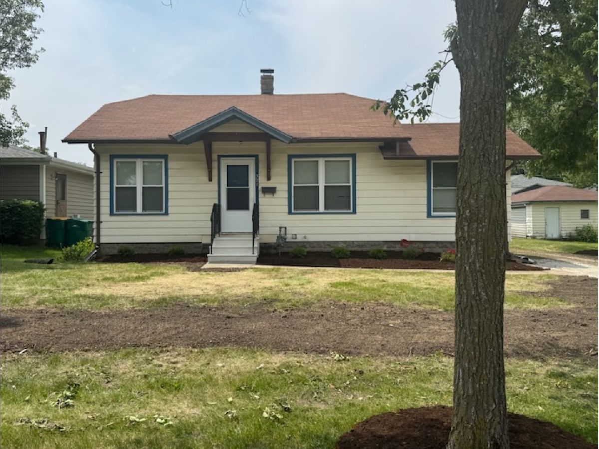  Sold Joliet Illinois, 321 Stryker