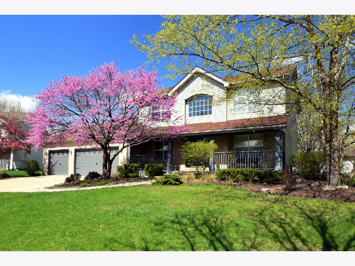 Homes Sold Rollingwood Shorewood Illinois, 1001 Layne