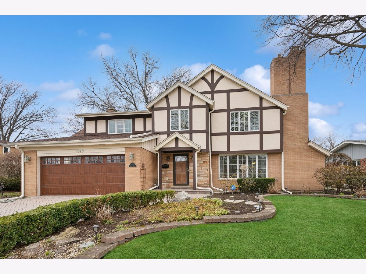 Homes & Condos & Townhomes Sold Pioneer Park Arlington Heights Illinois, 1310 Francis