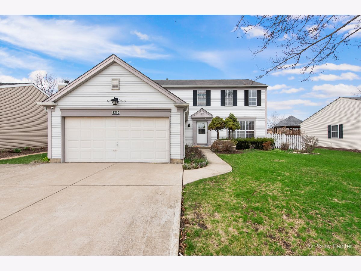 Homes Sold Haddonfield Carol Stream Illinois, 1297 Country Glen